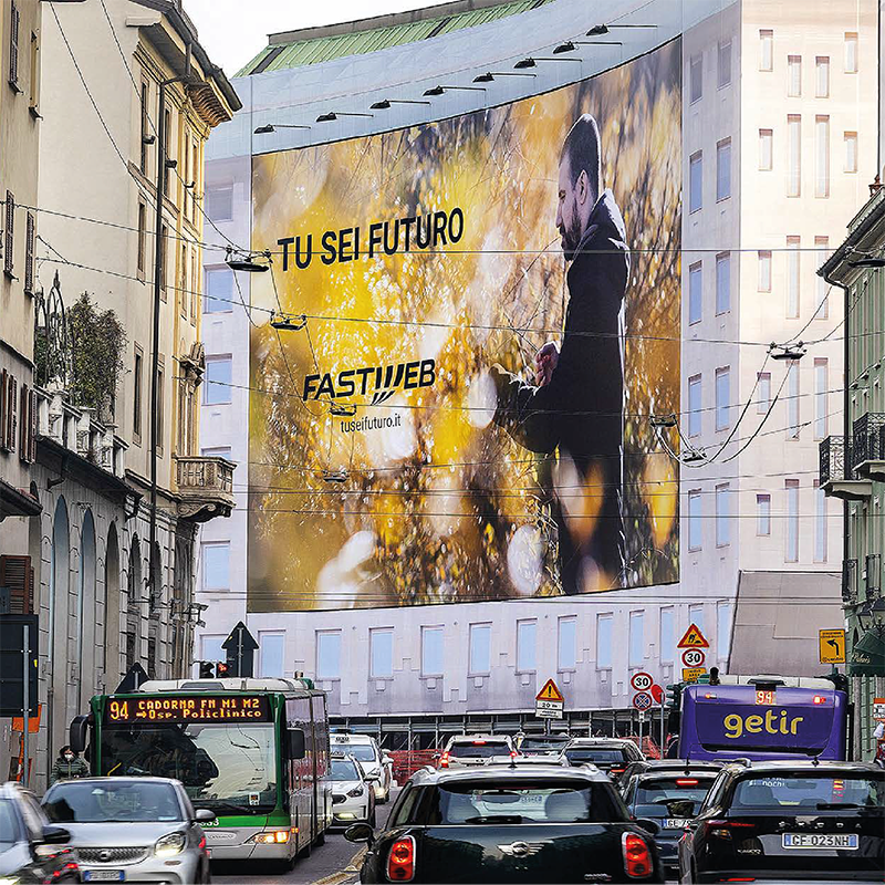 OUTDOOR & MAXI AFFISSIONI - US UP & Below the line - FASTWEB